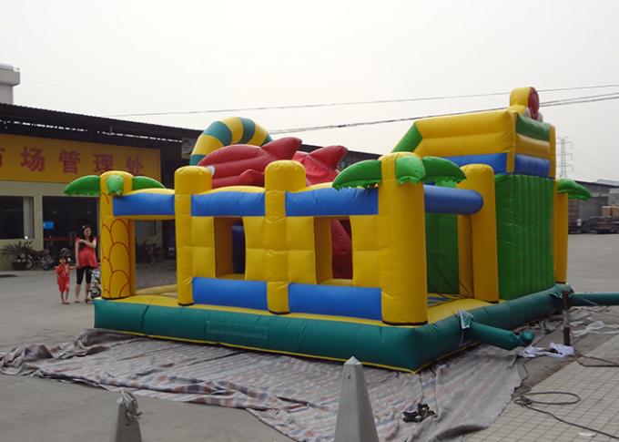 Parque de diversões inflável de encerado do PVC da segurança 0.55mm com tubarão dos peixes