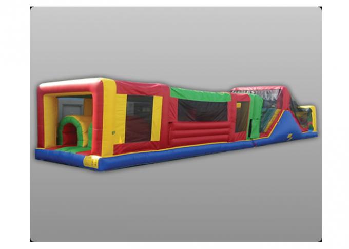 Arrendamentos infláveis coloridos impermeáveis do curso de obstáculo de 60m x de 7m x 10m para crianças e adultos