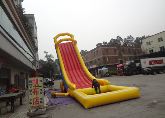 China Arrendamentos infláveis da água fireresistant emocionante/corrediça inflável da associação para a praia fornecedor