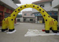 Amarele o arco inflável do PVC Airblown de 0,55 milímetros, costume da arcada da entrada do girafa