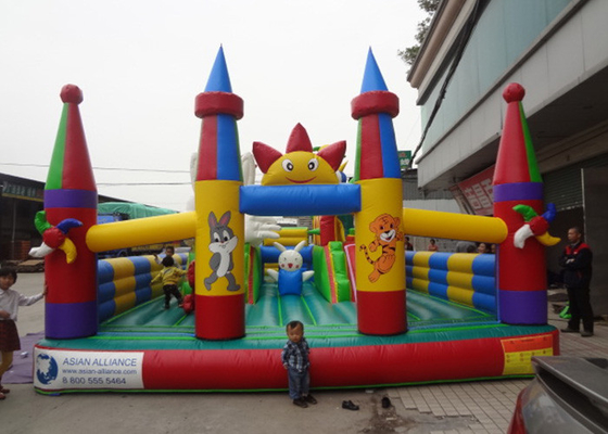 China Parque de diversões inflável da decoração profissional com castelo e corrediça grandes fábrica